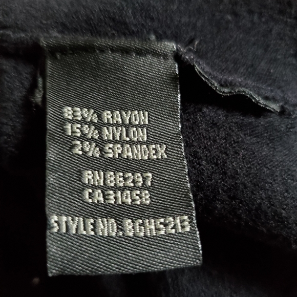 BCBGMAXAZRIA  Sequin and Bugle Bead Front Black V-Neck Long Sleeve Sweater Sz M - Picture 5 of 6